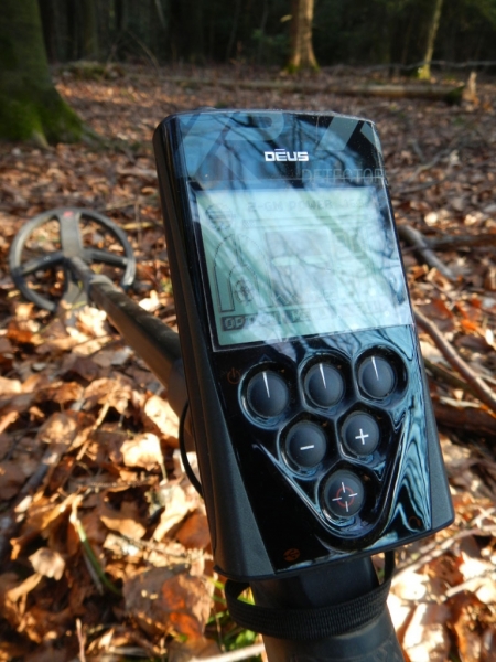 Deus XP - Balade en en-forêt - kevicar